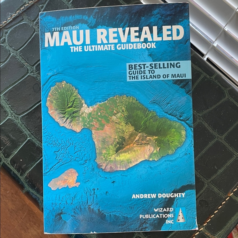 Maui Revealed Guidebook